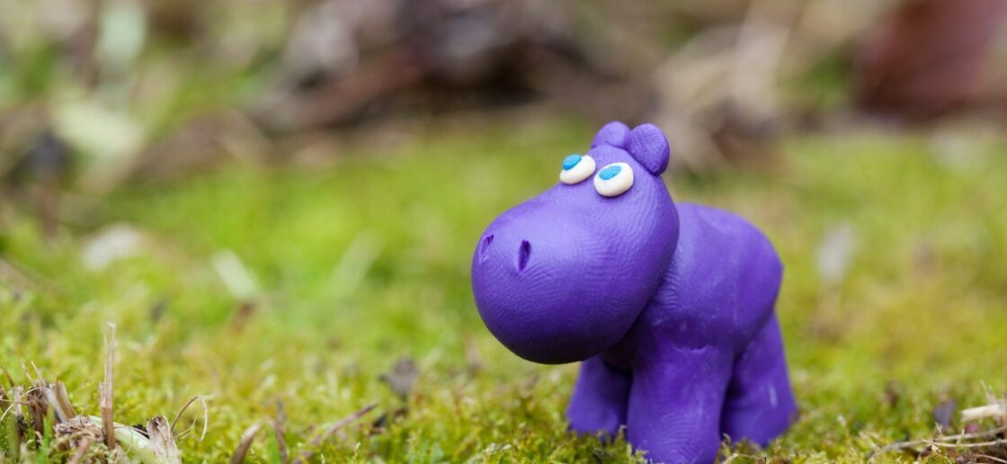 Le gros hippopotame est-il plus mignon en pâte à modeler qu’en vrai ?
