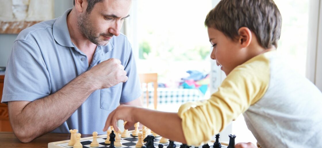 Aux échecs, toutes les pièces ne se déplacent pas de la même manière
