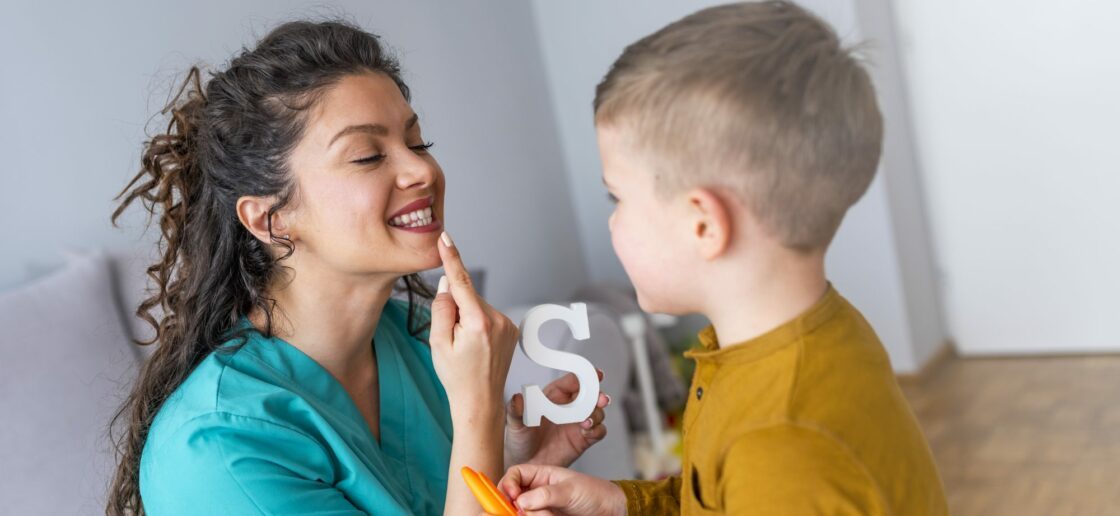 Jouer avec l’alphabet pour mieux l’apprendre !
