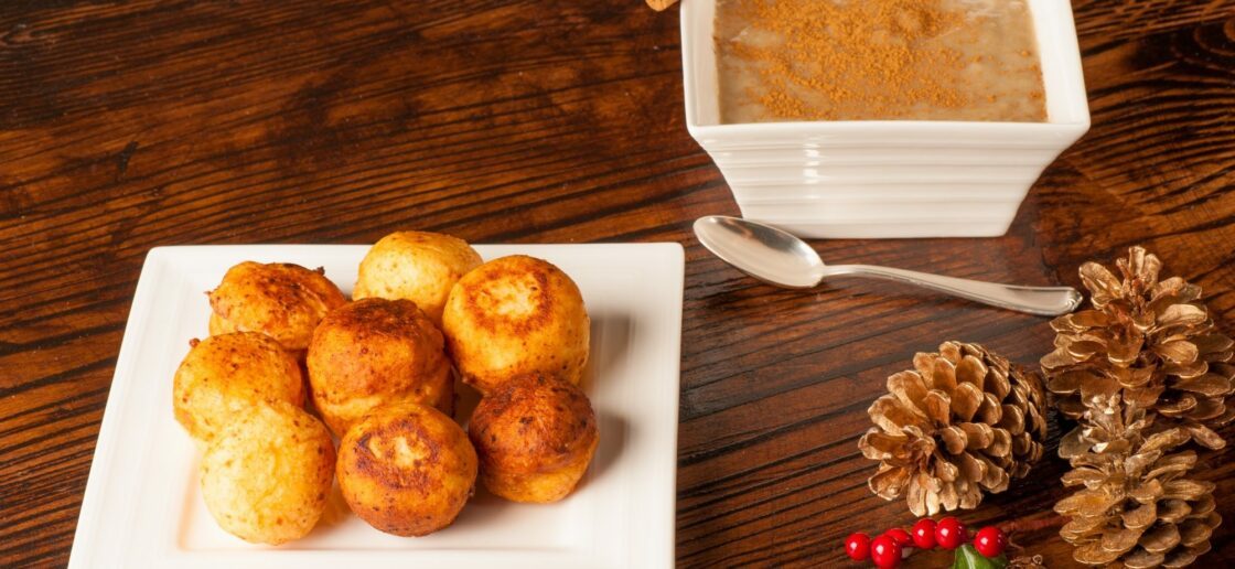 Les baňuelos sont traditionnellement préparés avec un fromage colombien appelé  » costeno « 
