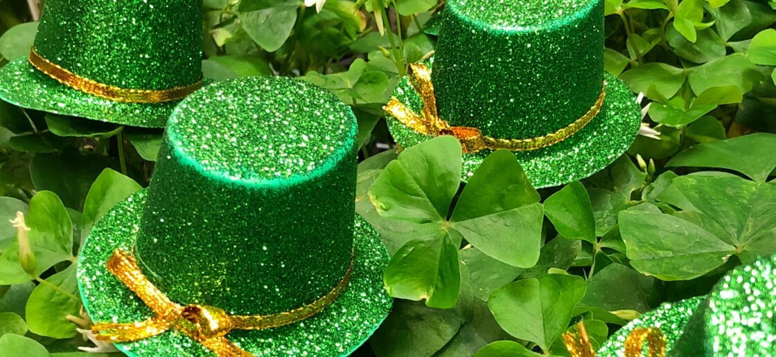 Le leprechaun est toujours affublé de son chapeau haut de forme 
