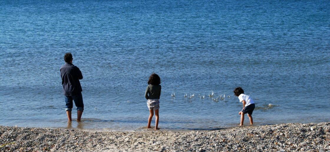 Une étendue d’eau calme est indispensable pour de bons ricochets
