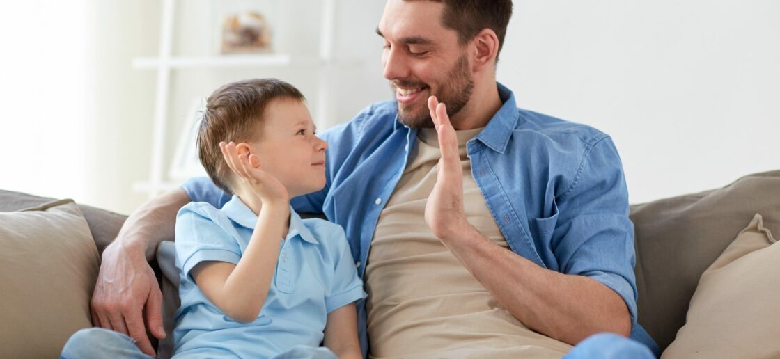 Les encouragements constituent un socle solide pour l’épanouissement de votre enfant.
