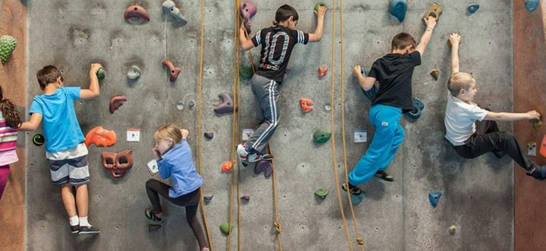 Top 5 des murs d’escalade à grimper en famille