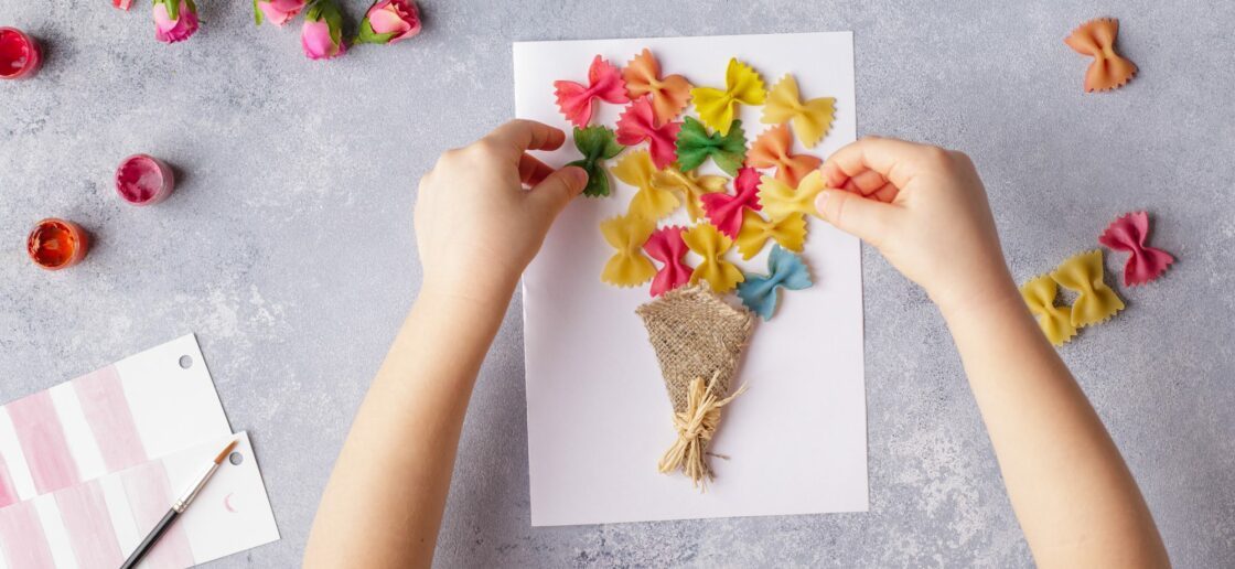 DIY : une carte d’invitation créative pour la fête des voisins